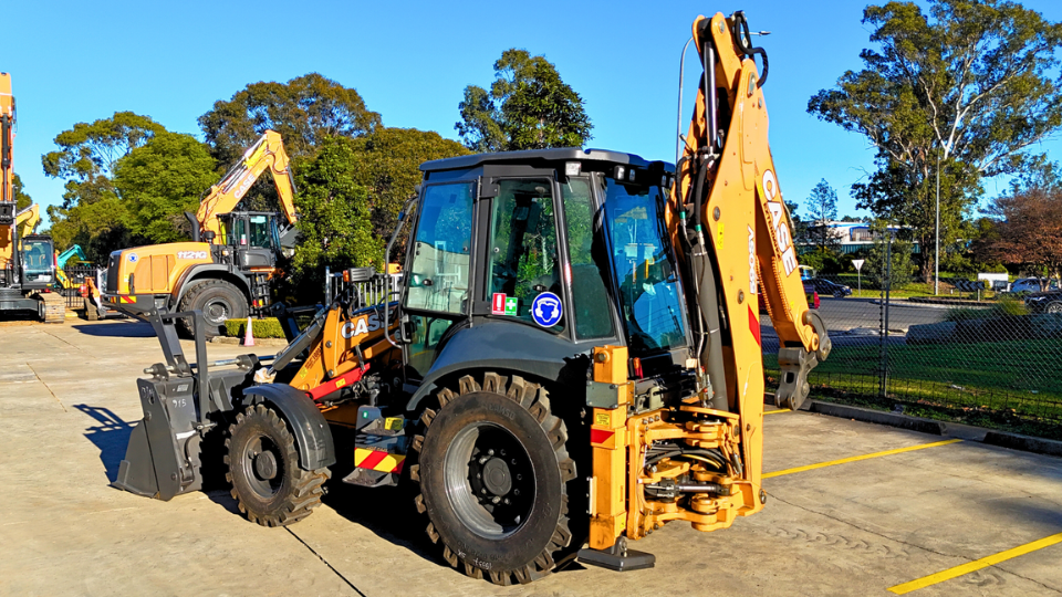 CASE Backhoe Loader 590SV 82 KW (110 hp) | AHS Group