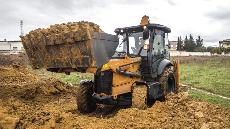 CASE Backhoe Loaders 570ST