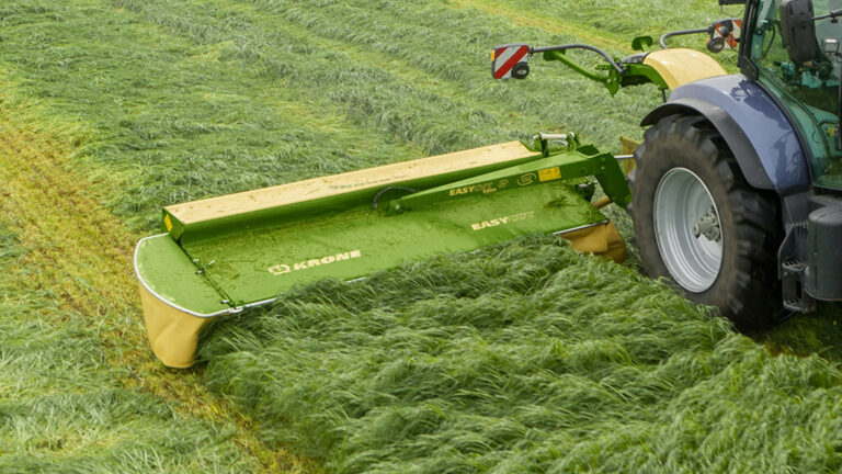 EasyCut B Disc Mower Combinations Collect