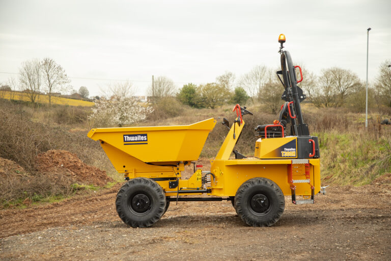 Thwaites T300H 3 Tonne Hi Swivel