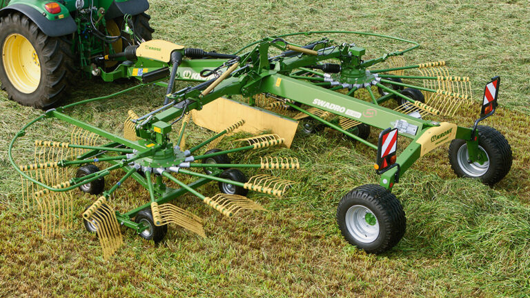 Swadro Twin Rotor Centre Delivery Rakes