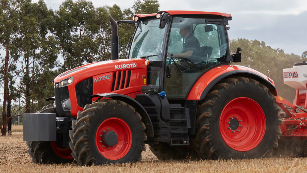 KUBOTA V6108 M7-2 Standard